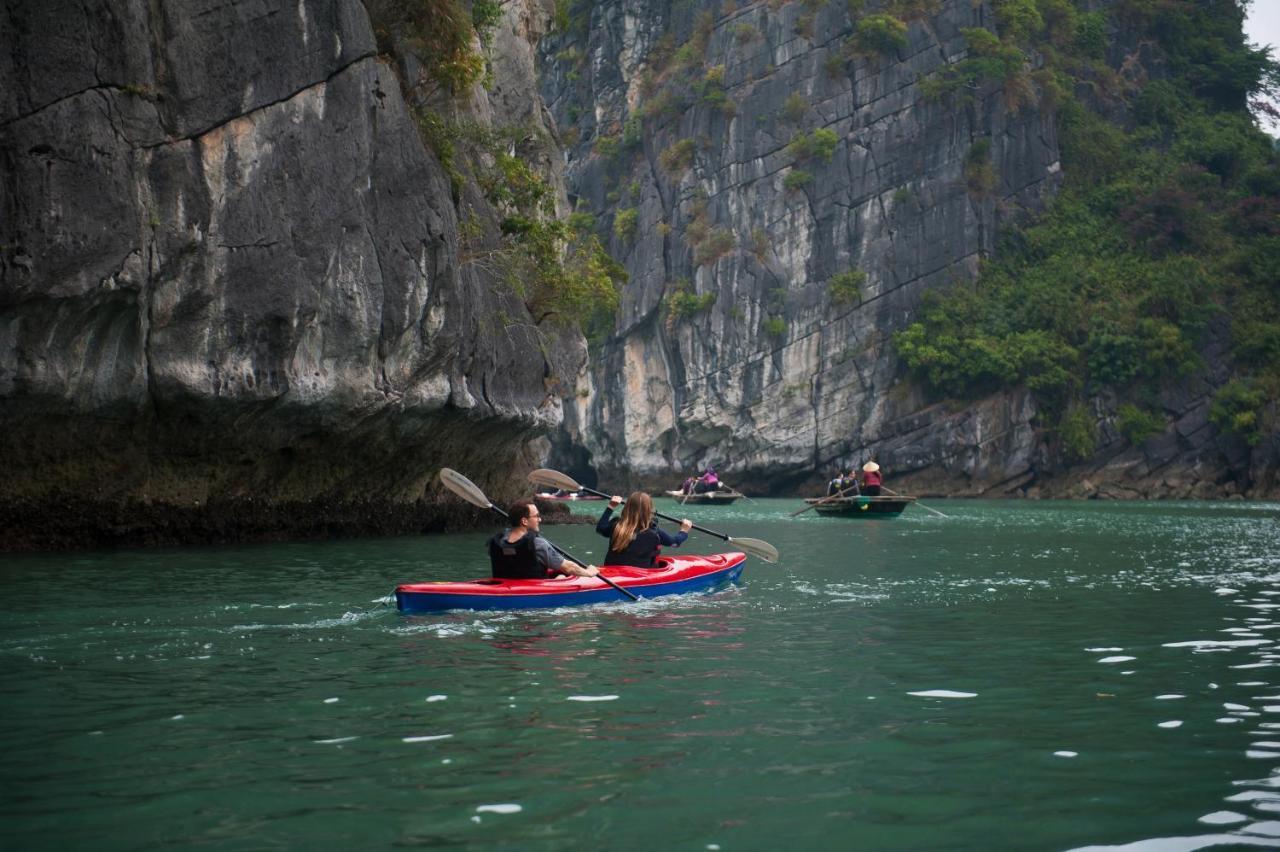 Renea Cruises Halong Hotel Hạ Long-öböl Kültér fotó