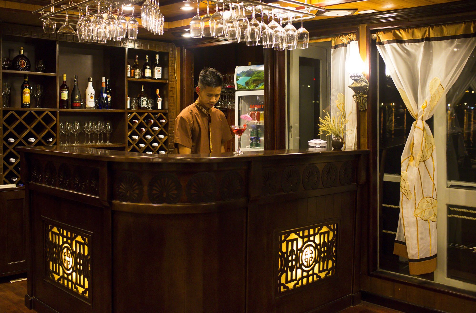 Renea Cruises Halong Hotel Hạ Long-öböl Kültér fotó